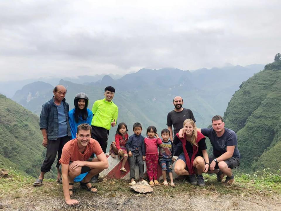 10Am Hostel Ha Giang Exterior foto